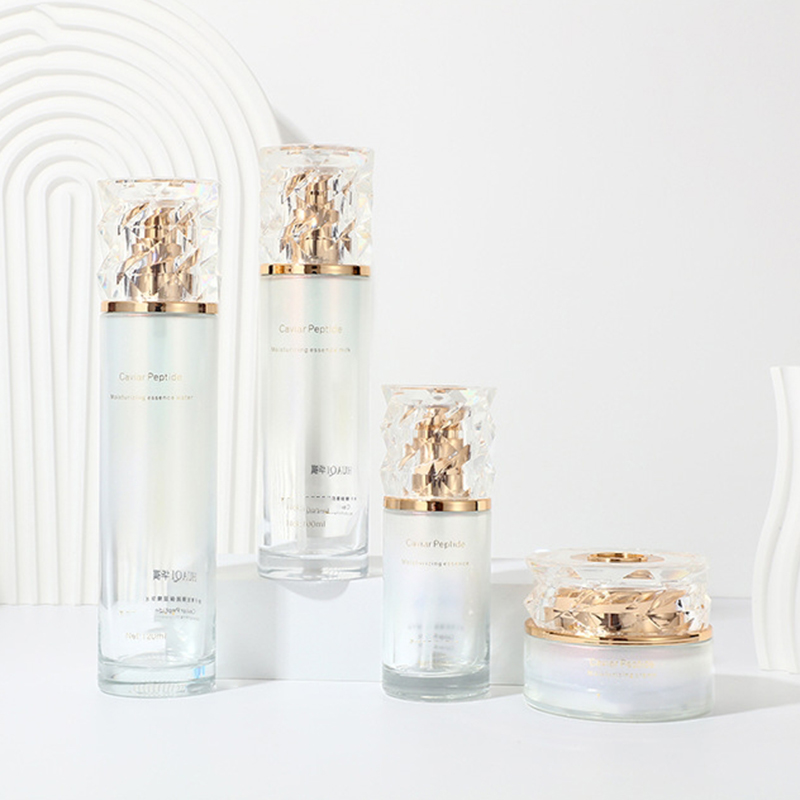 Набор цветной градиентной косметической упаковки. Пустая банка для крема для лица. Стеклянная бутылка для лосьона для ухода за кожей с насосом. Набор цветной градиентной косметической упаковки. Пустая банка для крема для лица. Стеклянная бутылка для лосьона для ухода за кожей с насосом.