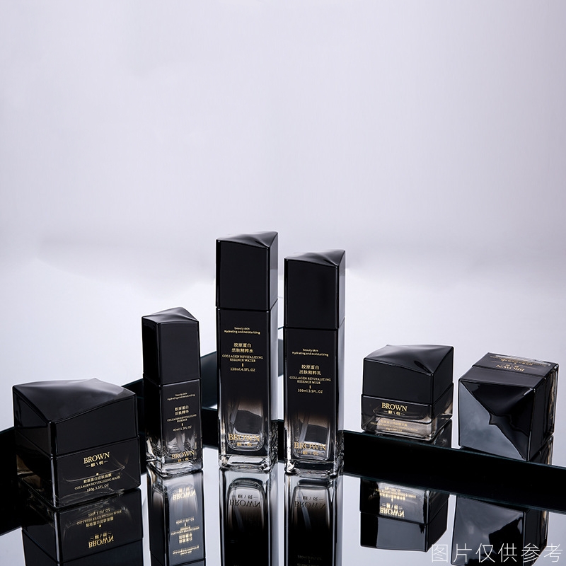 Уникальная квадратная стеклянная кремовая банка с поднятой крышкой для косметической упаковки Уникальная квадратная стеклянная кремовая банка с поднятой крышкой для косметической упаковки