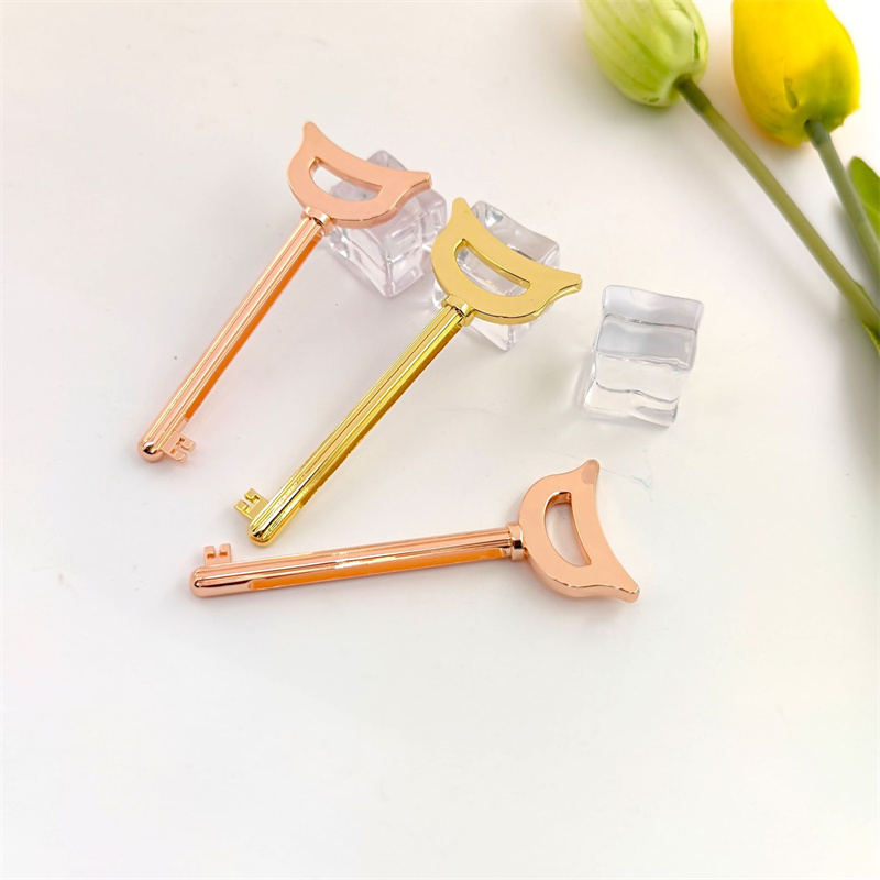 Уникальный дизайн тюбика из цинкового сплава в форме ключа для зубной пасты, косметической кремовой упаковки Уникальный дизайн тюбика из цинкового сплава в форме ключа для зубной пасты, косметической кремовой упаковки